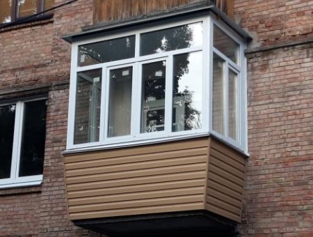 Оздоблення балкона